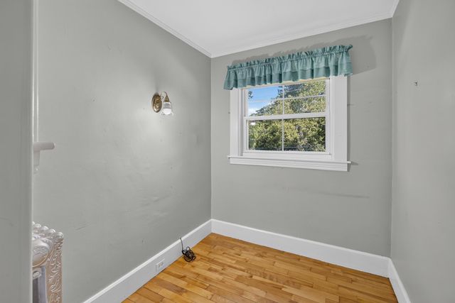 58 Park Avenue, Manchester, NH 03104