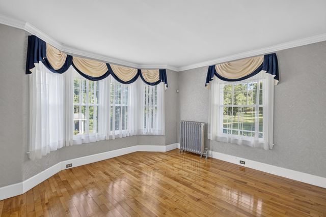 58 Park Avenue, Manchester, NH 03104