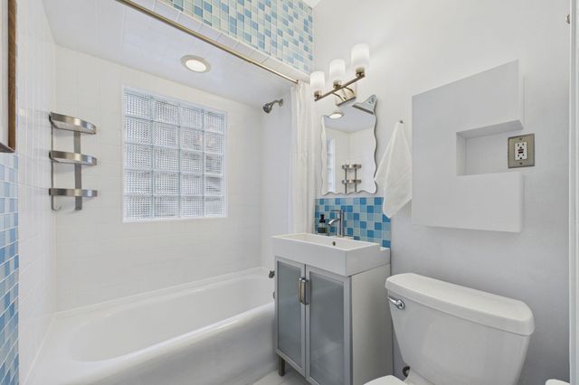 5115 Bloomington Avenue, Minneapolis, MN 55417