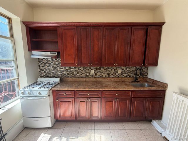 50 Main Street 4R, Yonkers, NY 10701