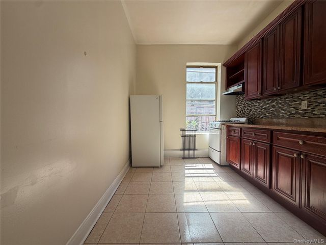 50 Main Street 4R, Yonkers, NY 10701