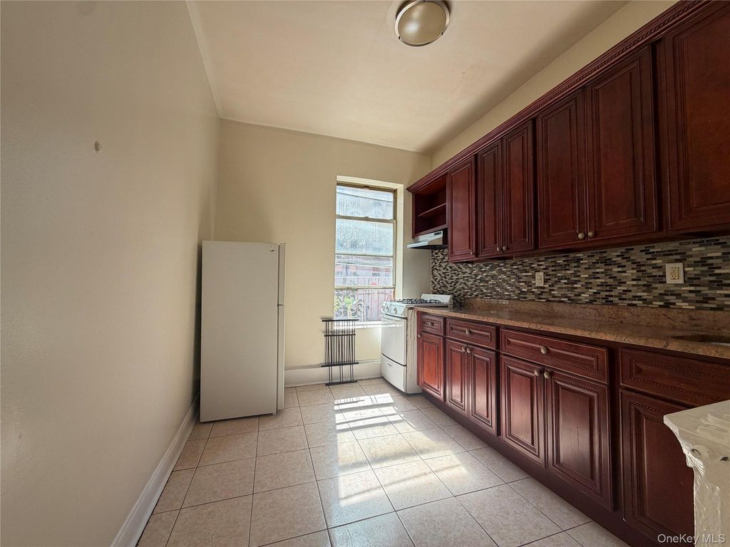 50 Main Street 4R, Yonkers, NY 10701