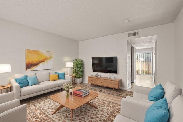 8100 Creekbend Drive 131, Houston, TX 77071