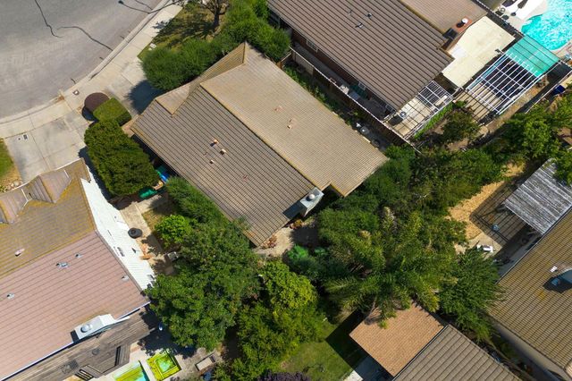442 Hummingbird Dr, Lodi, CA 95240