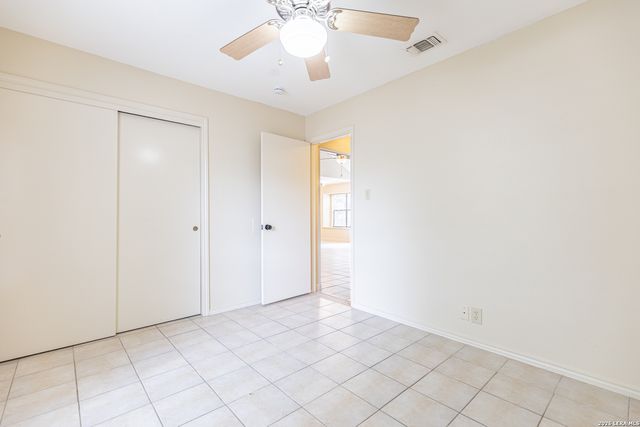 7750 crooked road, San Antonio, TX 78254