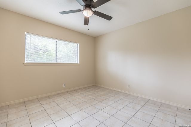 7750 crooked road, San Antonio, TX 78254