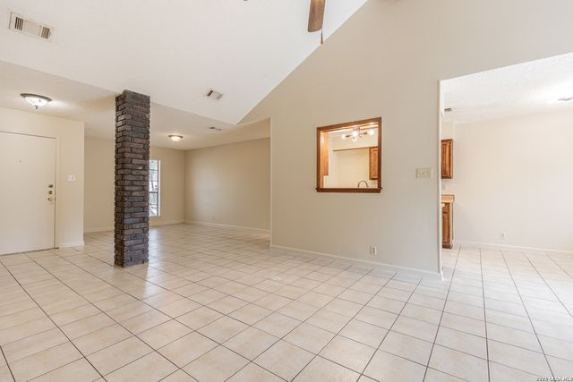 7750 crooked road, San Antonio, TX 78254