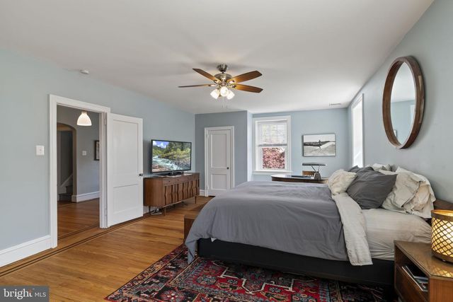 341 MEETINGHOUSE RD, Jenkintown, PA 19046