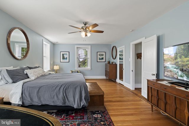 341 MEETINGHOUSE RD, Jenkintown, PA 19046