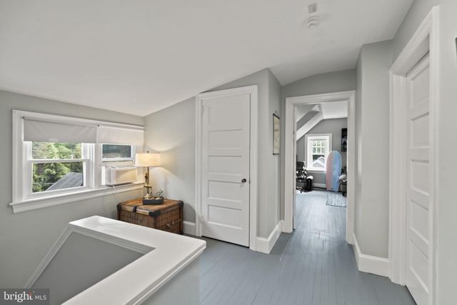 341 MEETINGHOUSE RD, Jenkintown, PA 19046