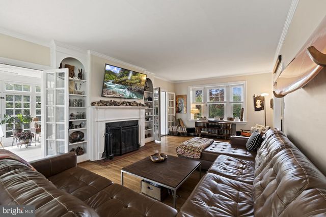 341 MEETINGHOUSE RD, Jenkintown, PA 19046