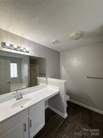 6018 Patric Alan Court, Charlotte, NC 28216