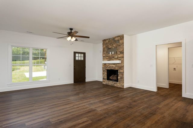 11944 Old Dayton Pike, Soddy Daisy, TN 37379