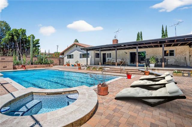 17558 Lahey Street, Granada Hills, CA 91344