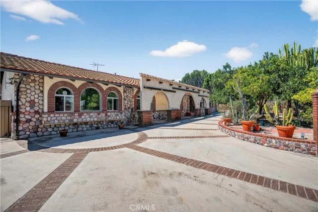 17558 Lahey Street, Granada Hills, CA 91344