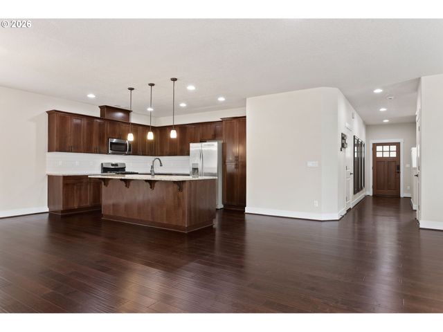 28635 GREENWAY Dr, Wilsonville, OR 97070