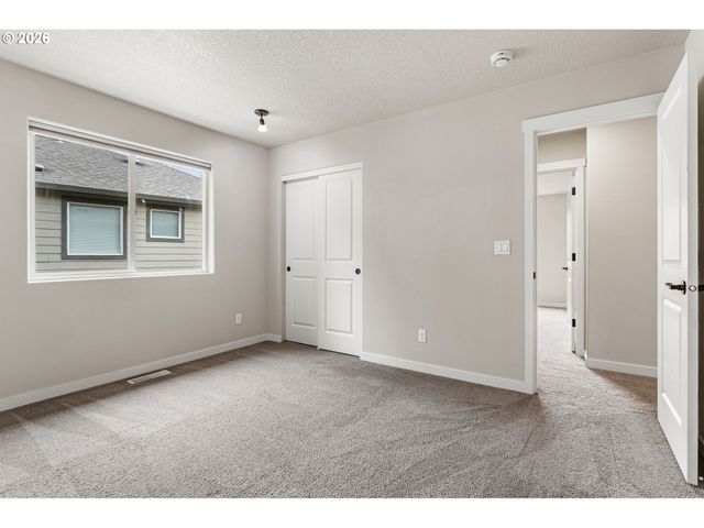 28635 GREENWAY Dr, Wilsonville, OR 97070