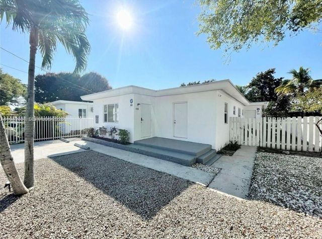 1130 NE 111th St, Biscayne Park, FL 33161