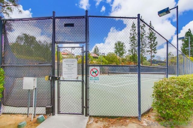 11825 Caminito Ronaldo 119, San Diego, CA 92128