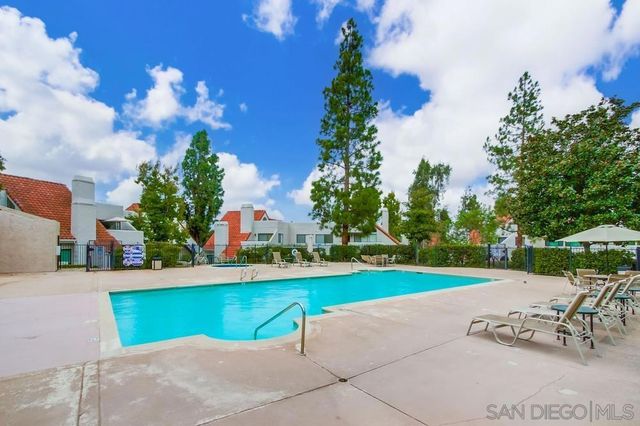 11825 Caminito Ronaldo 119, San Diego, CA 92128