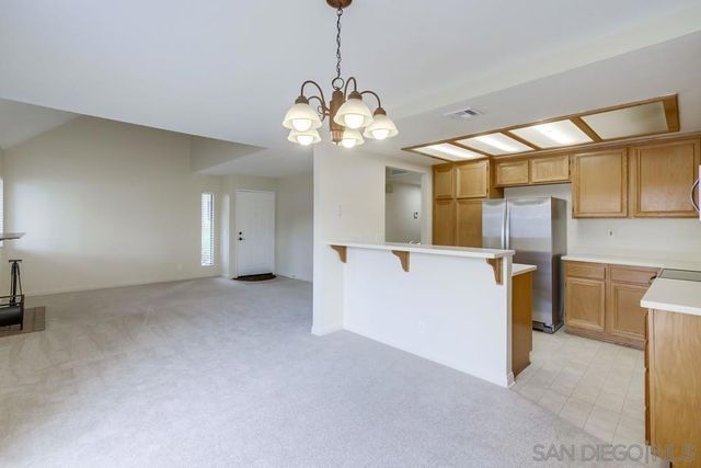 11825 Caminito Ronaldo 119, San Diego, CA 92128