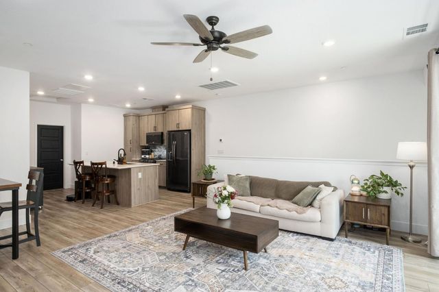 2783 E Tamarind Drive, Fresno, CA 93730