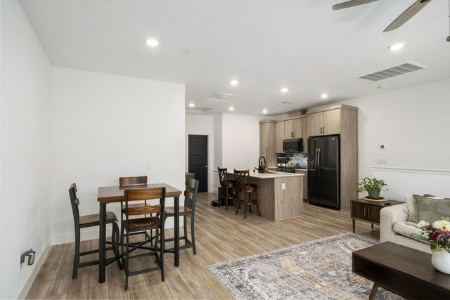 2783 E Tamarind Drive, Fresno, CA 93730