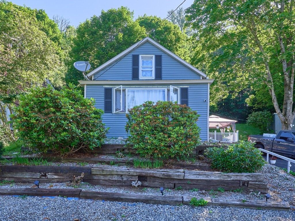 53 Temple Street, Spencer, MA 01562