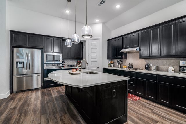 1623 Salvatore Lane, Mclendon Chisholm, TX 75032