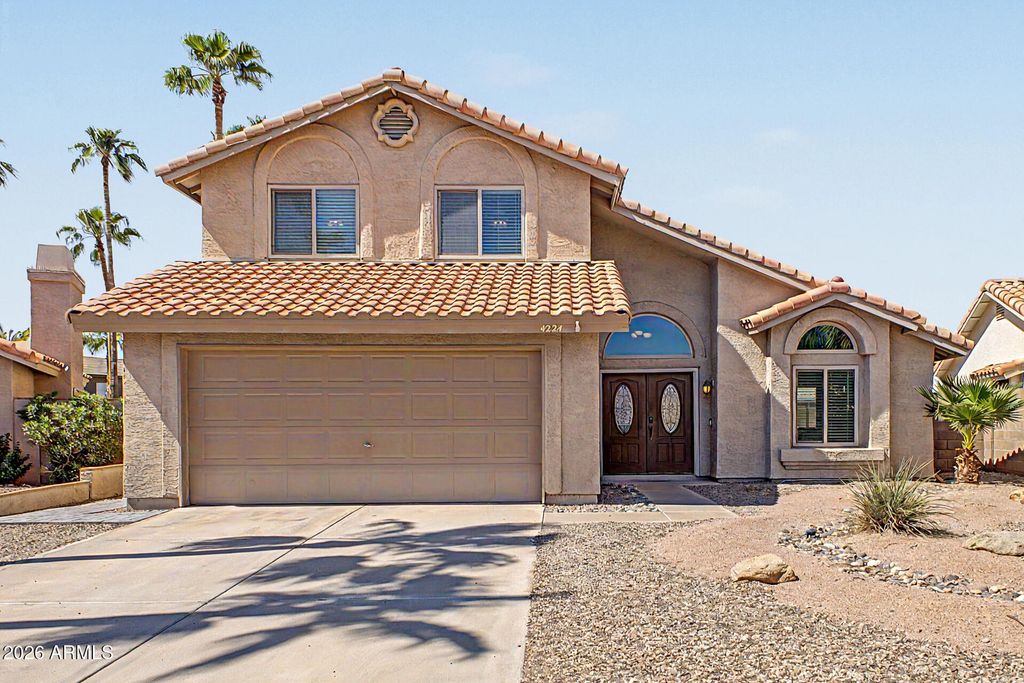 4224 E AMBERWOOD Drive, Phoenix, AZ 85048 — photo 2