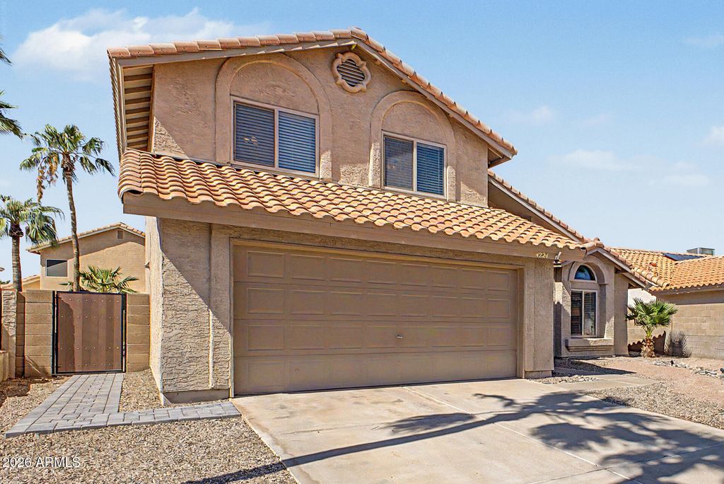 4224 E AMBERWOOD Drive, Phoenix, AZ 85048 — photo 3
