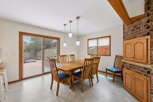 11513 Ravoux Avenue, Burnsville, MN 55337