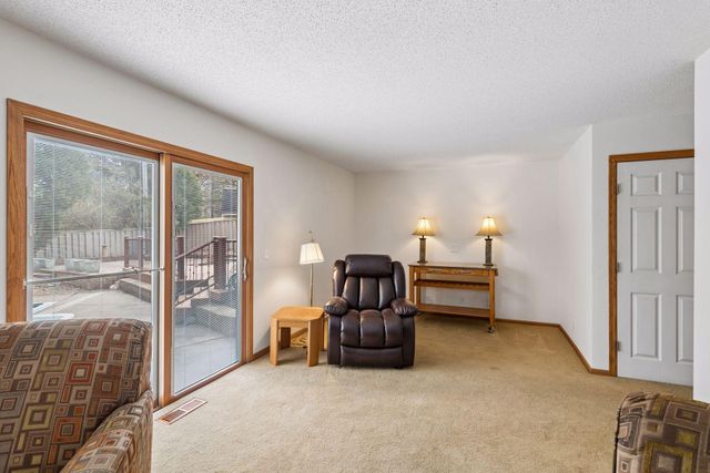 11513 Ravoux Avenue, Burnsville, MN 55337