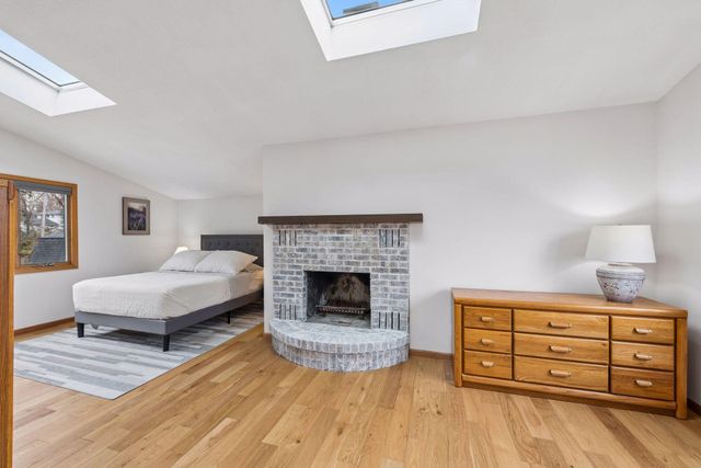 11513 Ravoux Avenue, Burnsville, MN 55337