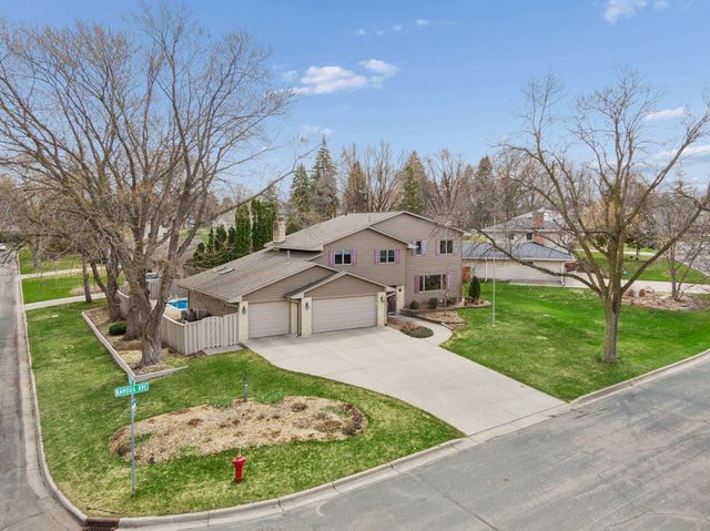 11513 Ravoux Avenue, Burnsville, MN 55337