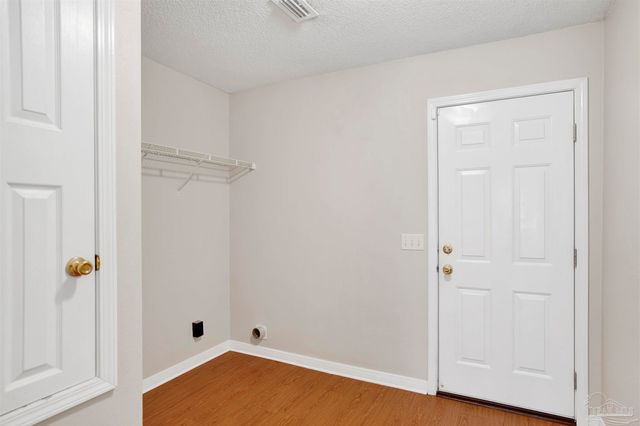 578 Batten Blvd, Pensacola, FL 32507