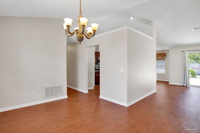 578 Batten Blvd, Pensacola, FL 32507