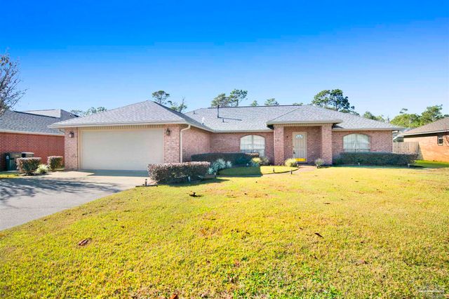 578 Batten Blvd, Pensacola, FL 32507