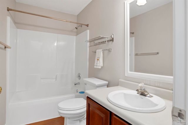 578 Batten Blvd, Pensacola, FL 32507