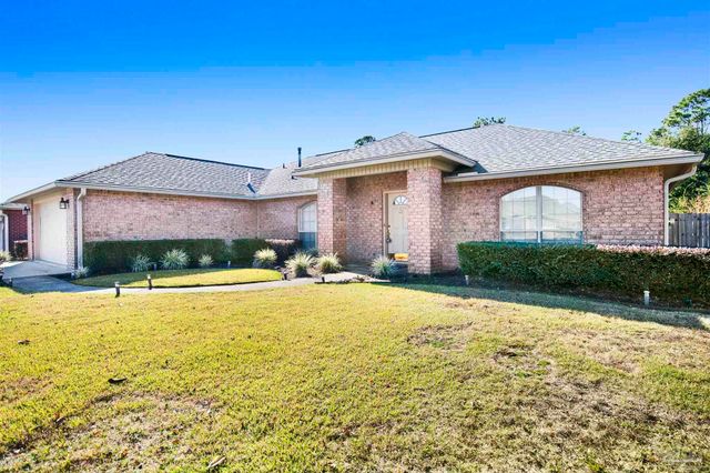 578 Batten Blvd, Pensacola, FL 32507