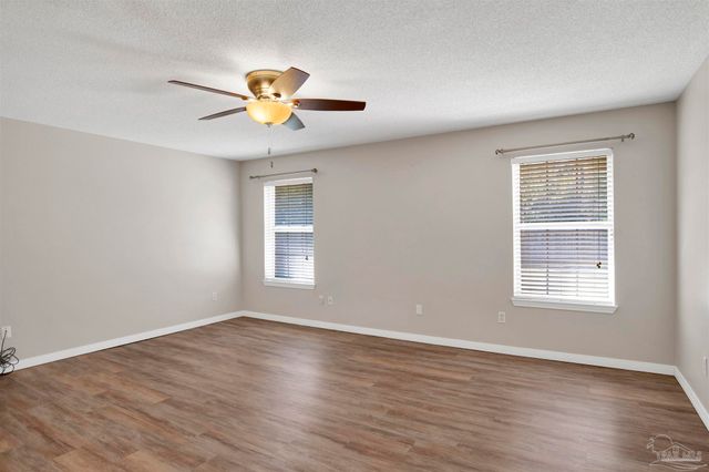 578 Batten Blvd, Pensacola, FL 32507