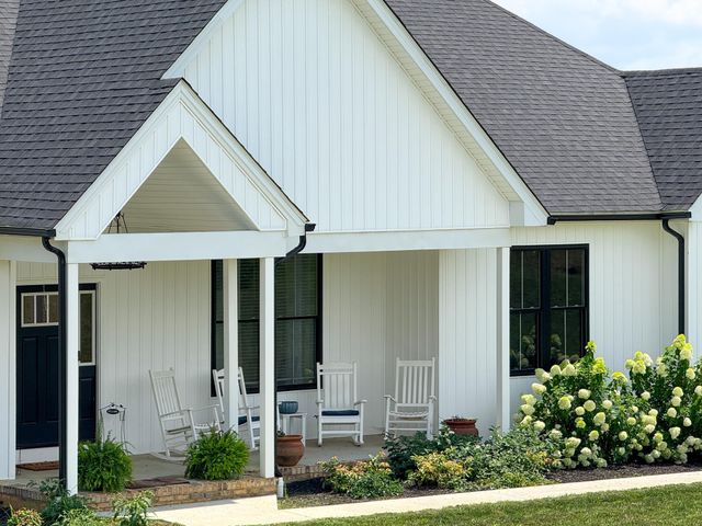 643 CATTLE SCALES RD, Waynesboro, VA 22980