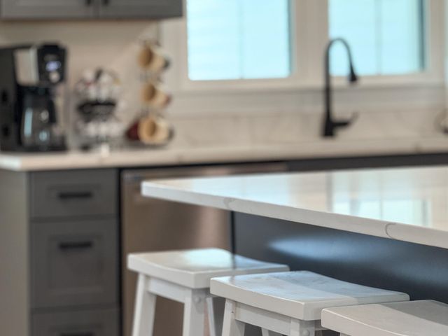 643 CATTLE SCALES RD, Waynesboro, VA 22980