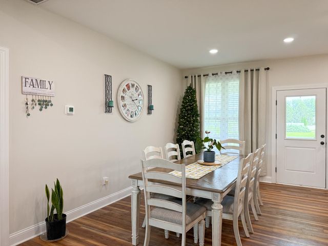 643 CATTLE SCALES RD, Waynesboro, VA 22980