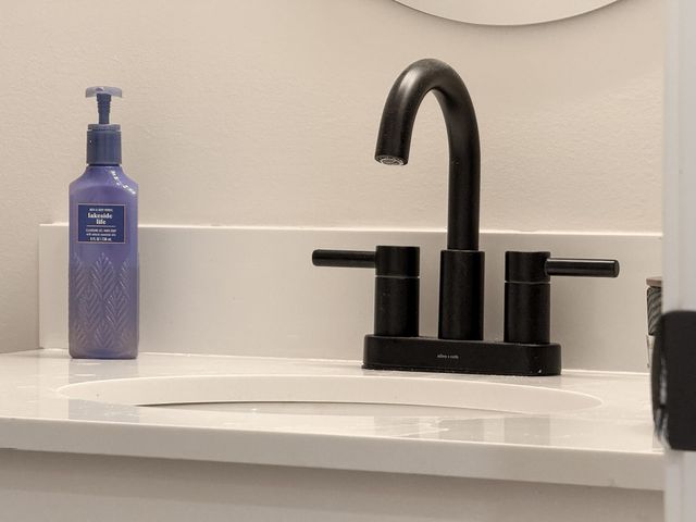 643 CATTLE SCALES RD, Waynesboro, VA 22980