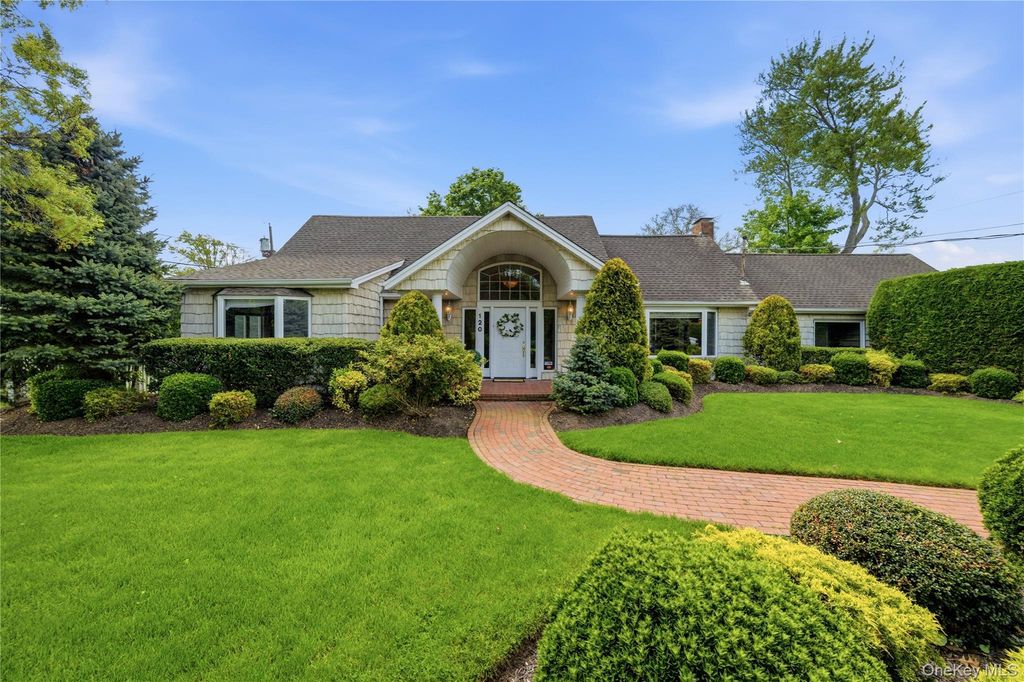 120 Dartmouth Road, Massapequa, NY 11758
