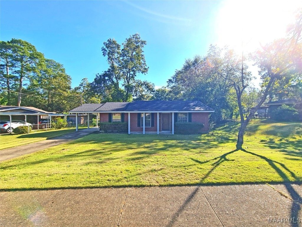 959 GREEN RIDGE Court, Montgomery, AL 36109