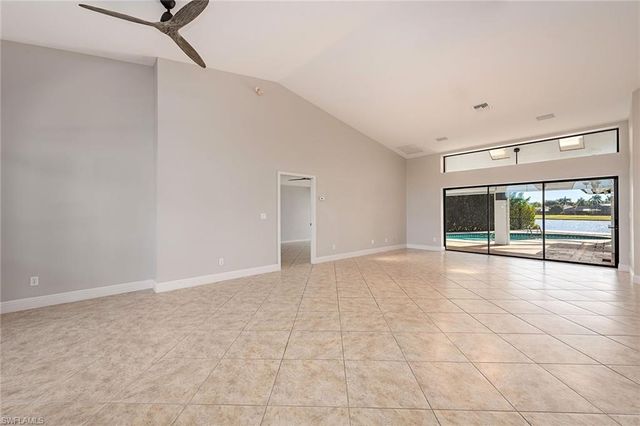 2330 Queens WAY, Naples, FL 34112