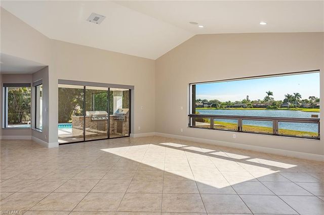 2330 Queens WAY, Naples, FL 34112