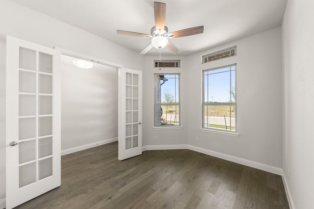 707 Brazos Drive, Van Alstyne, TX 75495